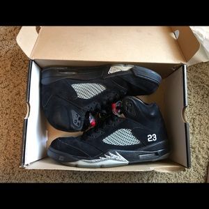 Jordan 5 “Metallic” size 10.5